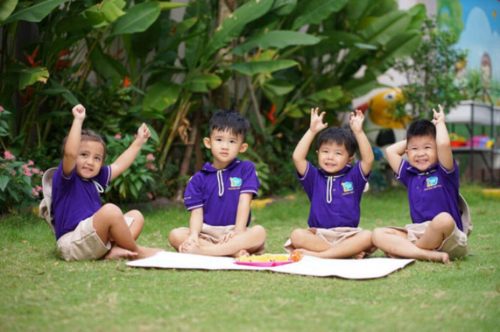 Tour Giáo dục: Chủ đề chiến tranh và hòa bình