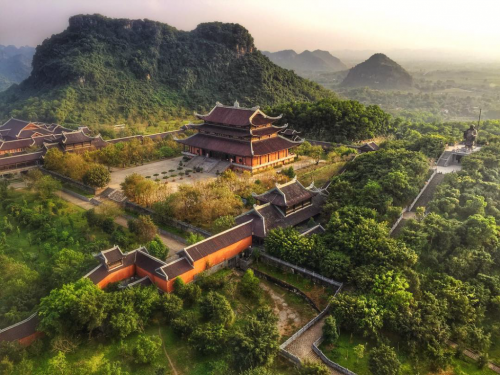 Tour Tâm linh: Chùa Bái Đính - Tràng An - Hang Múa