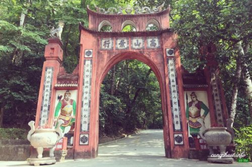 Tour Đền Hùng - Đền Mẫu Âu Cơ