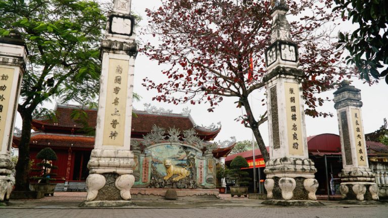 Tour Đạo mẫu: Đền cô Chín – Đền Sòng – Đền Ông Hoàng Mười
