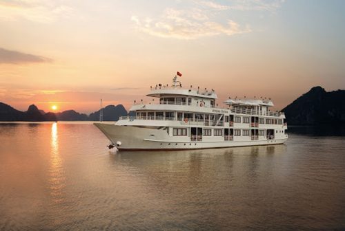 Tour Du thuyền: Golden 5* Hạ Long