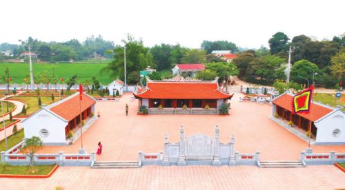 Tour Đền Hùng - Làng cổ Hùng Lô - Miếu Lãi Lèn