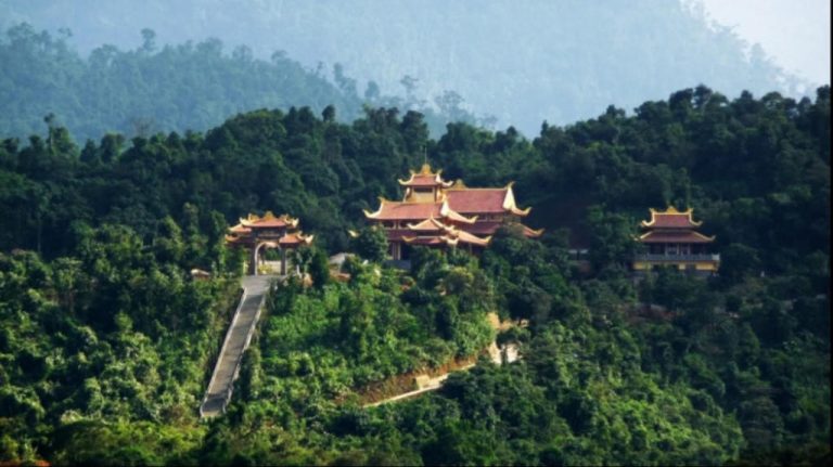 Tour Phật Giáo: Yên Tử - Chùa Đồng