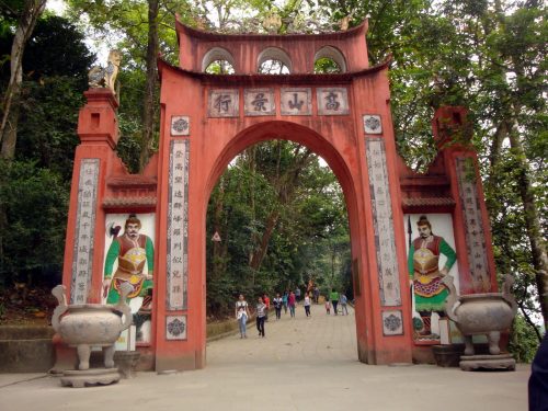Hà Nội - Đền Hùng - Đền Mẫu Âu Cơ