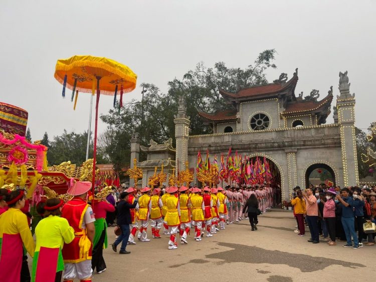 Đền Mẫu Âu Cơ