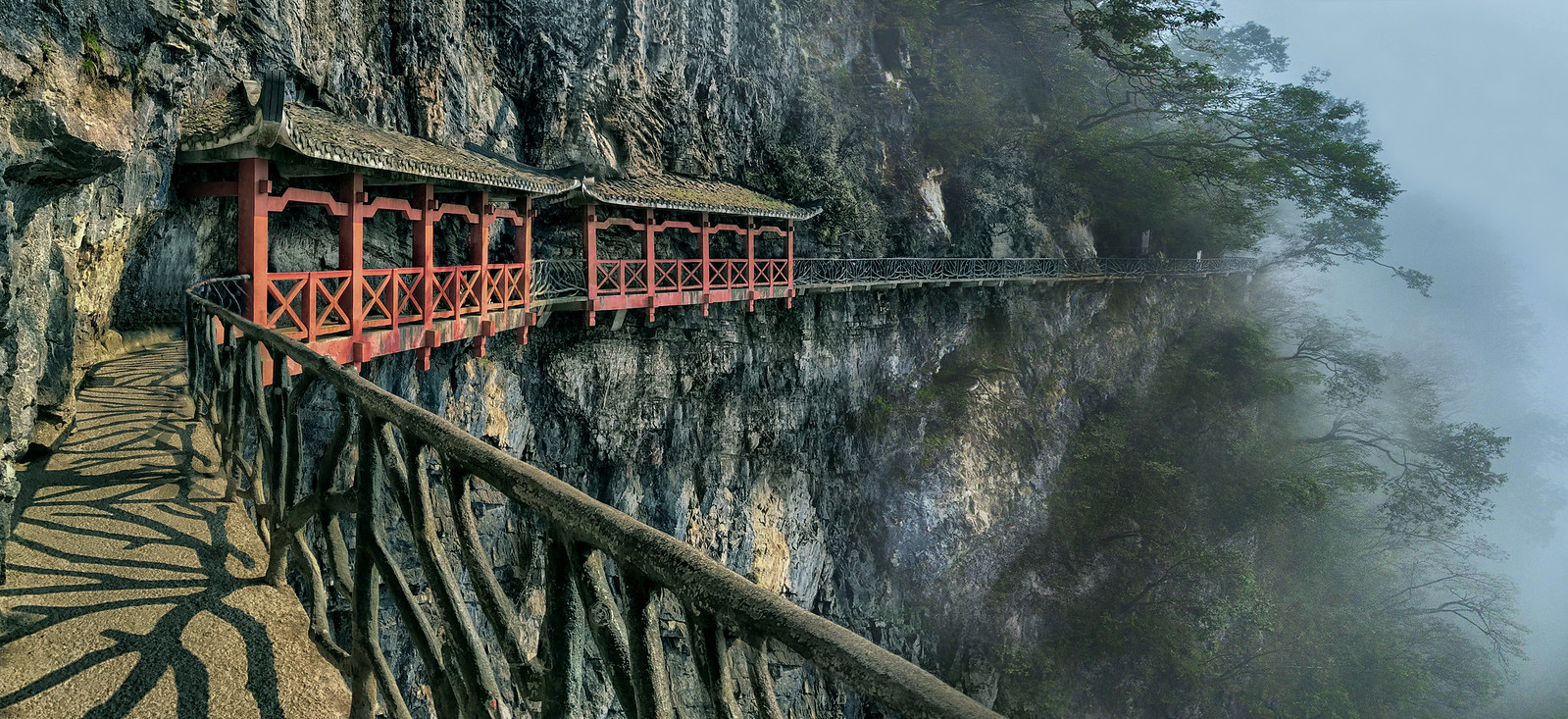 Ghost Valley Walkway 鬼谷栈道 | Ghost Valley Plank Road Zhangjia… | Flickr