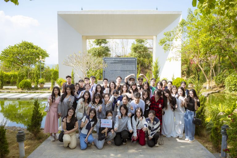 Tour trải nghiệm giáo dục: KHU DI TÍCH LỊCH SỬ TÂY TIẾN - MỘC CHÂU 2N1Đ