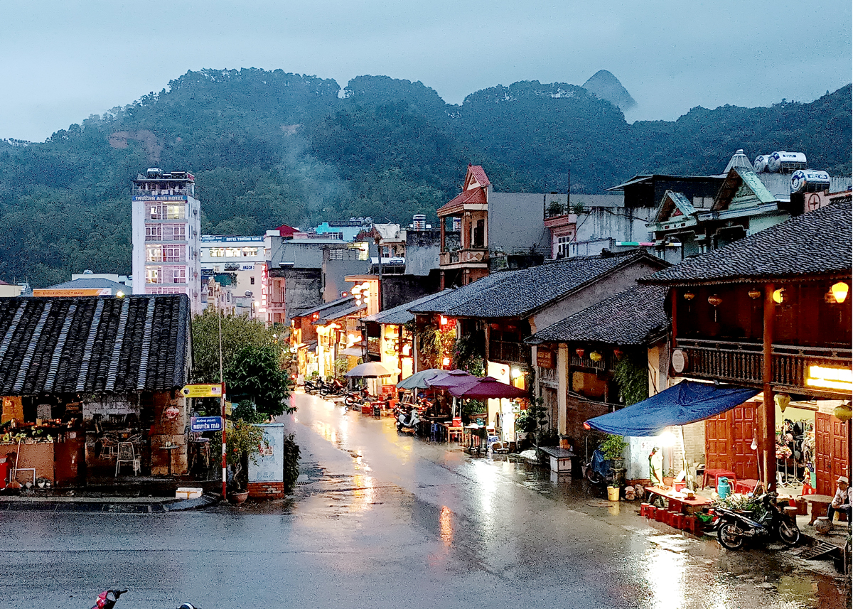 Phố cổ Đồng Văn Hà Giang