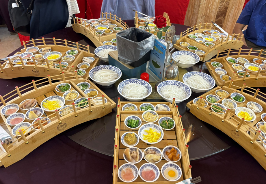 Bún qua cầu - Tour du lịch Vân Nam Trung Quốc