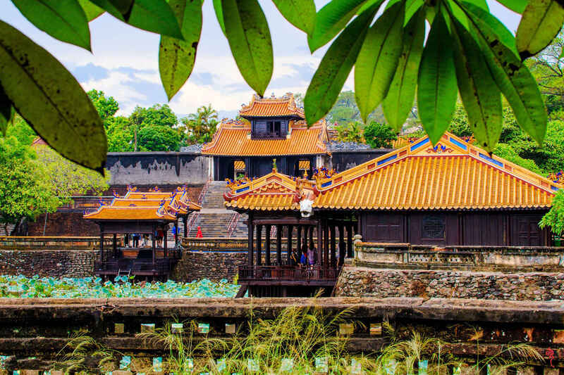 Lăng Tự Đức Huế