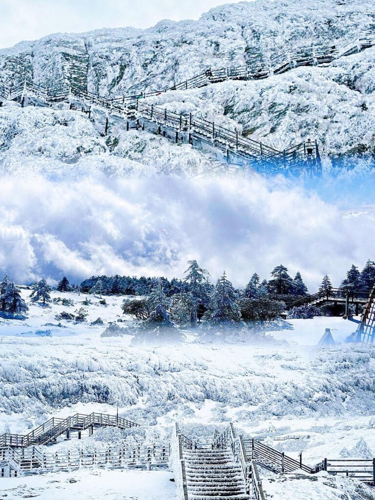 Kiệu Tử Sơn - Núi tuyết Kiệu Tử - Tour Hà Nội Côn Minh Kiệu Tử Sơn 4N4Đ 24H Travel